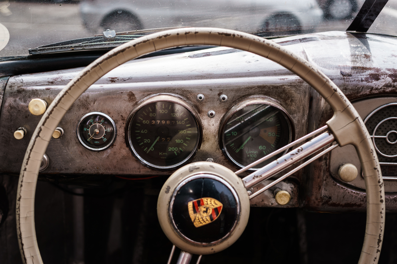Illustration for article titled The Oldest Running Porsche in Brazil